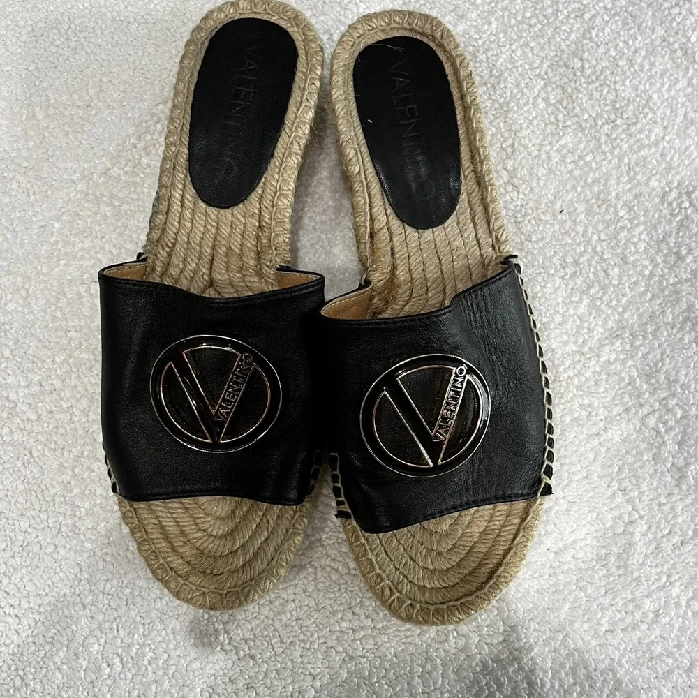 Valentino Garavani Black Leather Gold V Logo Espadrille Slide Sandals‎ Womens 38